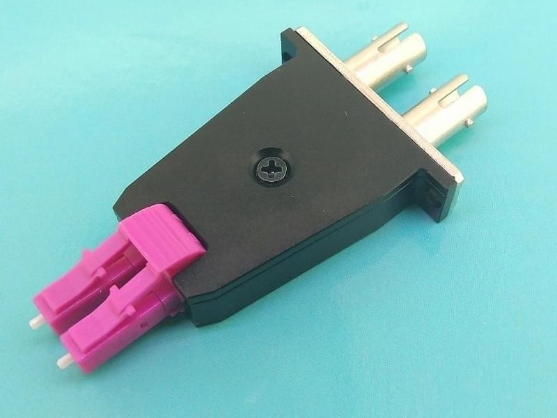 LC公-ST母雙工光纖適配器