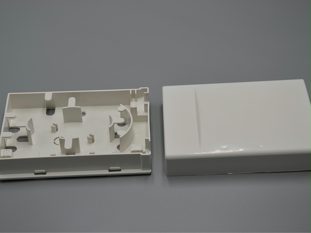 1口 帶堵頭 光纖面板，光纖桌面盒