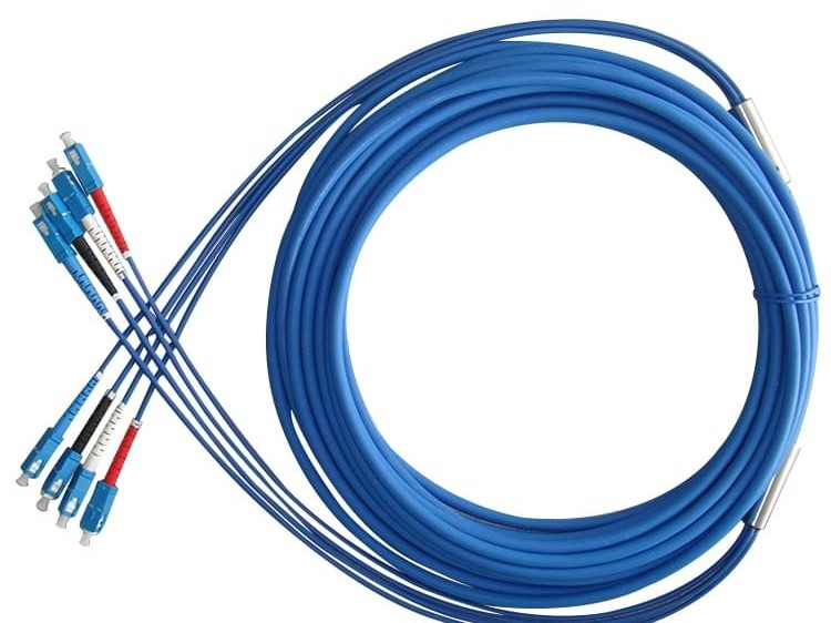 SC UPC 4芯鎧裝跳線，光纖跳線