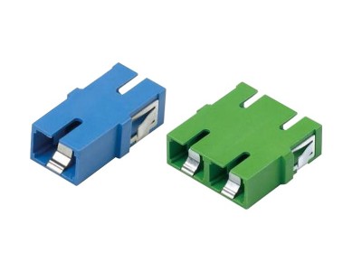 SC側(cè)翻蓋適配器帶擋片光纖法蘭 SC側(cè)翻蓋適配器帶擋片光纖法蘭