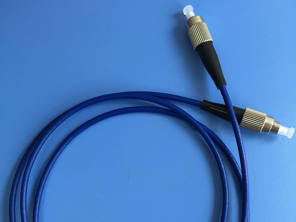 FC/UPC 鎧裝跳線，光纖跳線