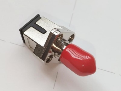 SC-ST 方形光纖轉(zhuǎn)接器